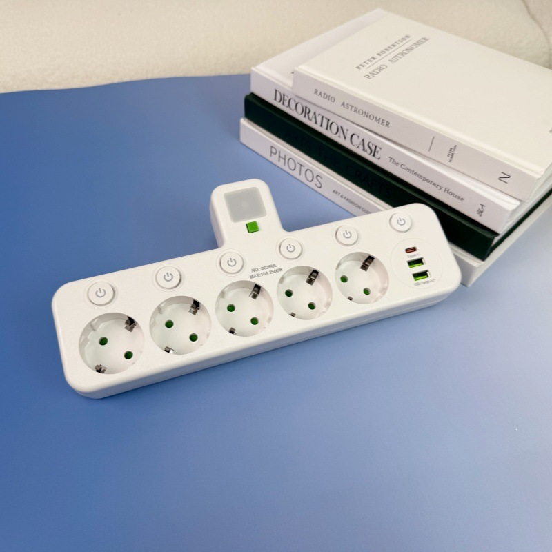 Multi-port EU plug adapter