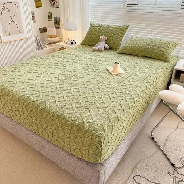 Luxury Warm Mattress Protector (Extra Soft)