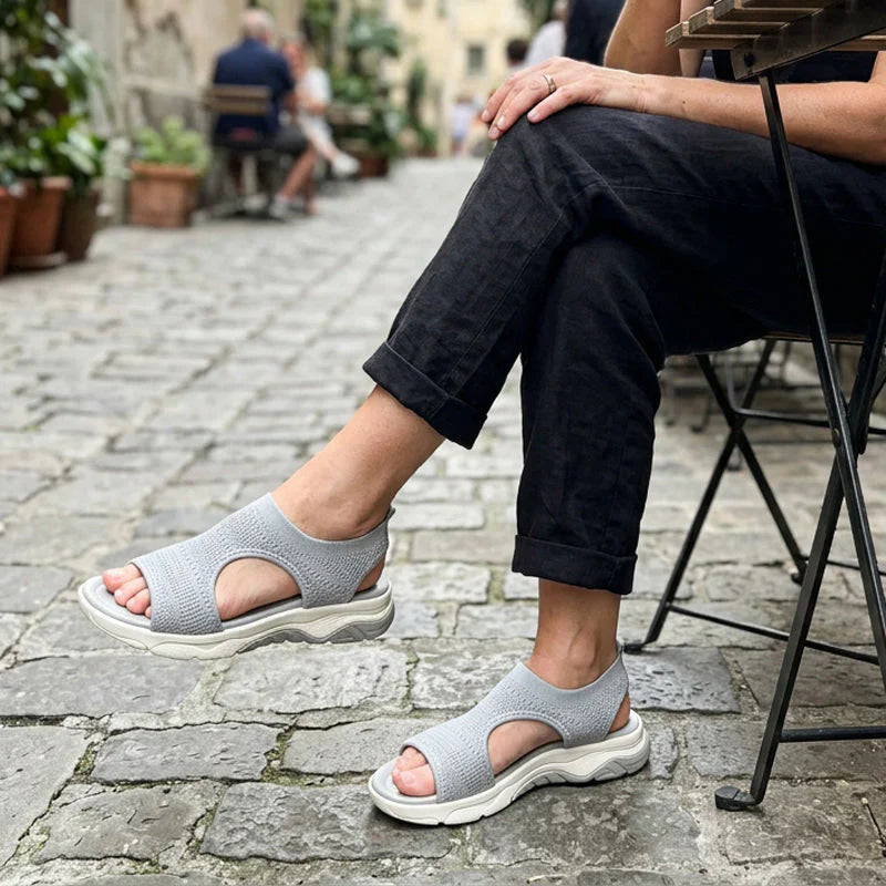 Comfortable and Breathable Flat Sandals