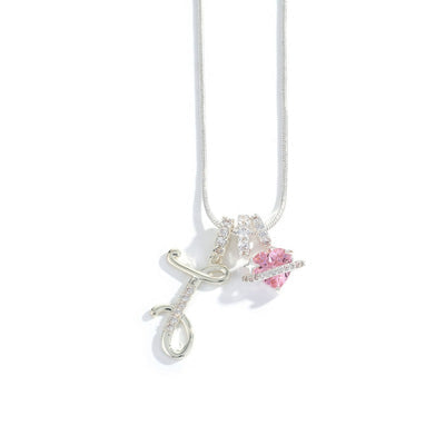 Elegant necklace with a heart pendant