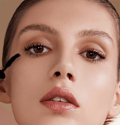 Long, Full Lashes Mascara