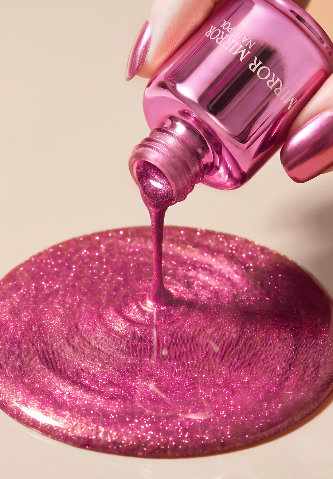 Shiny Metallic Mirror-Effect Nail Polish