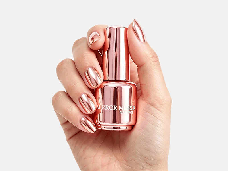 Shiny Metallic Mirror-Effect Nail Polish