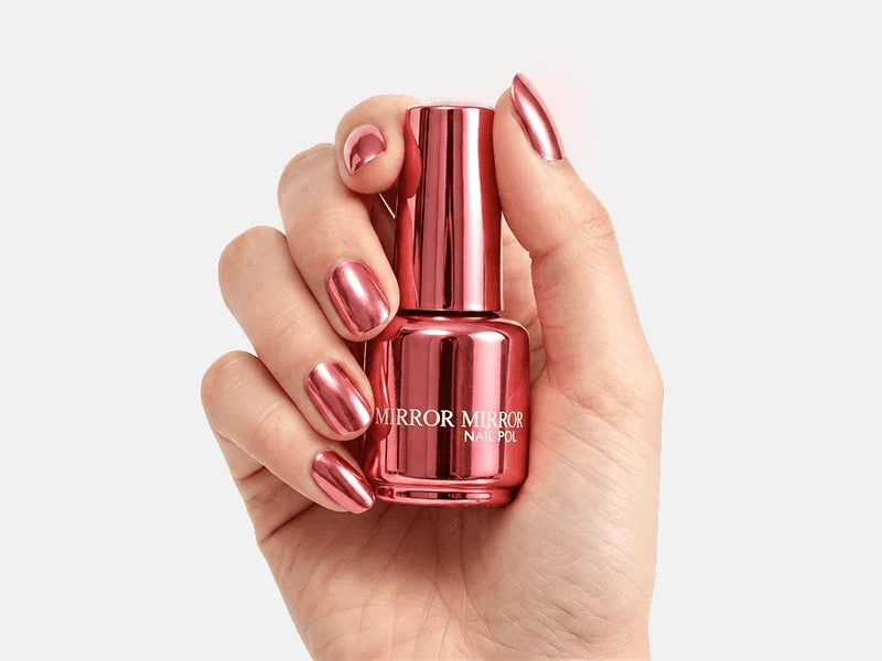 Shiny Metallic Mirror-Effect Nail Polish
