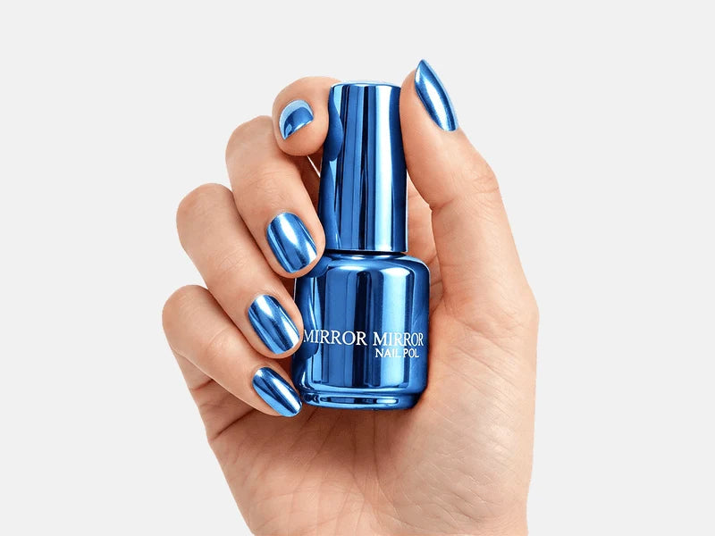 Shiny Metallic Mirror-Effect Nail Polish