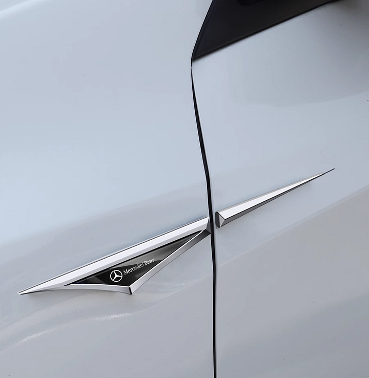Universal Car Emblem – Weatherproof Car Logo – Self-Adhesive Badge for Car Body
