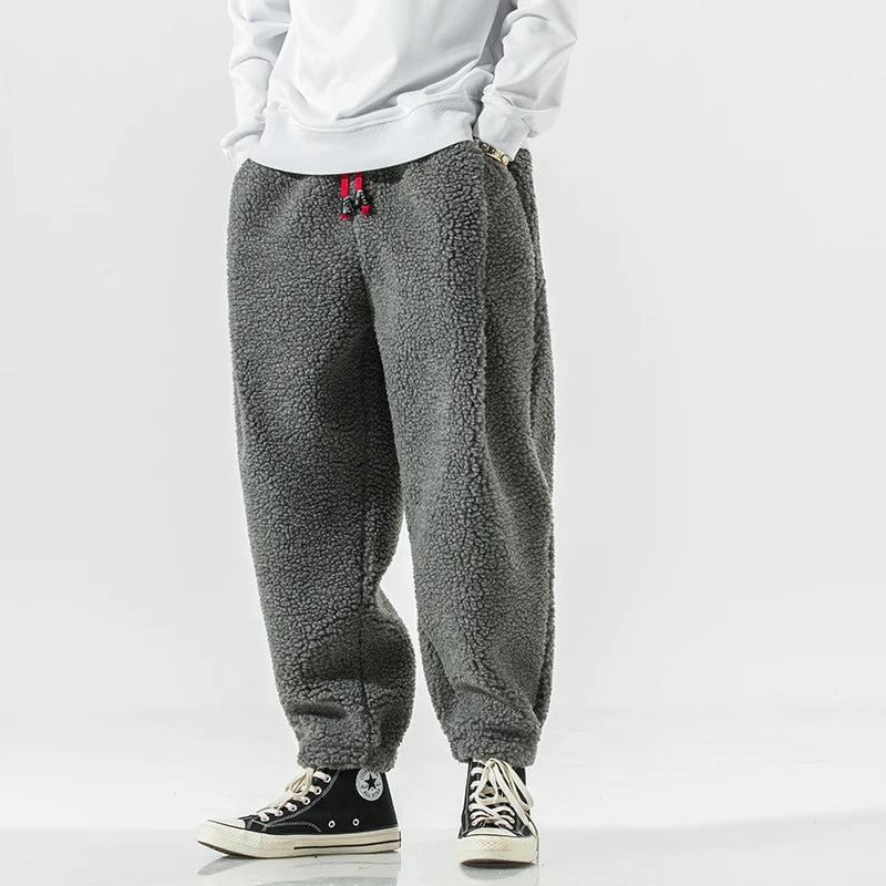 WEEKENDER FLEECE SWEATPANTS