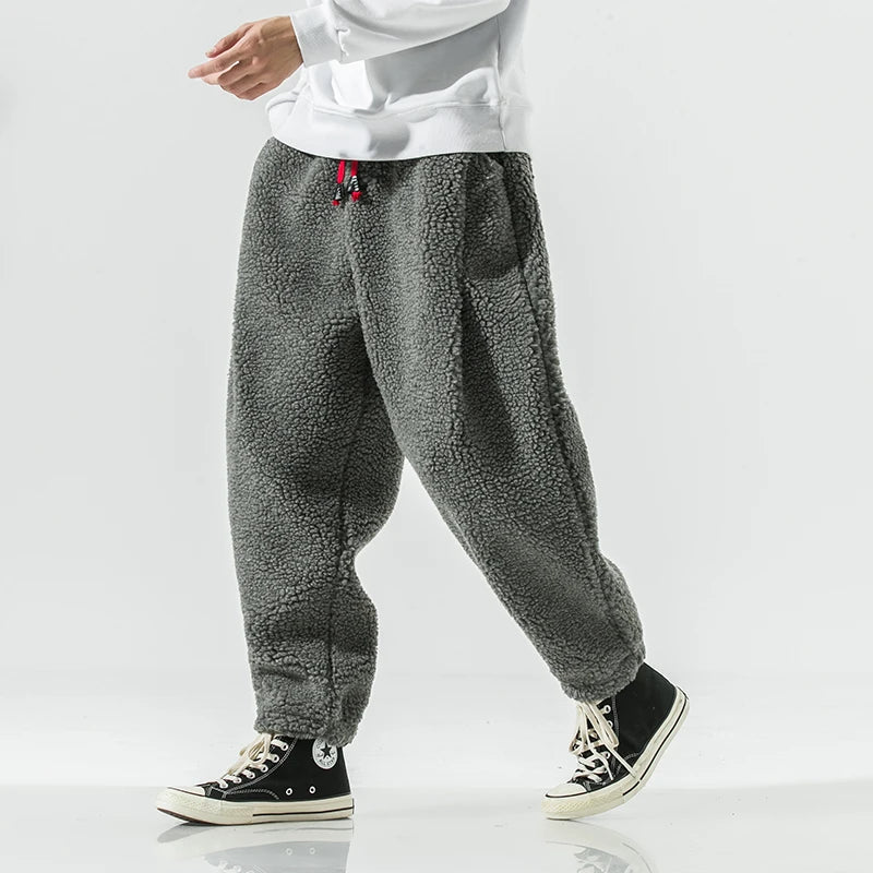 WEEKENDER FLEECE SWEATPANTS