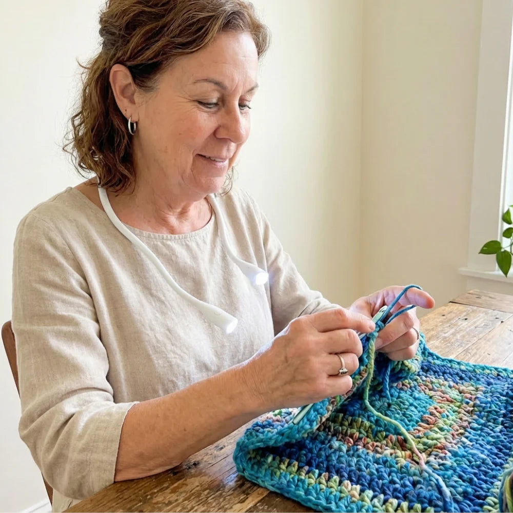 Rechargeable LED Neck Light for Reading & Knitting (Dimmable)