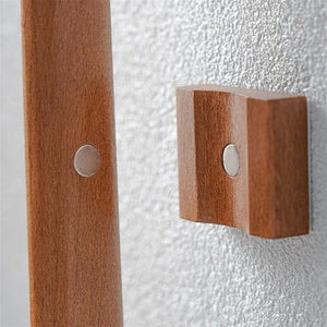 Long Magnetic Shoehorn with Wall Mount