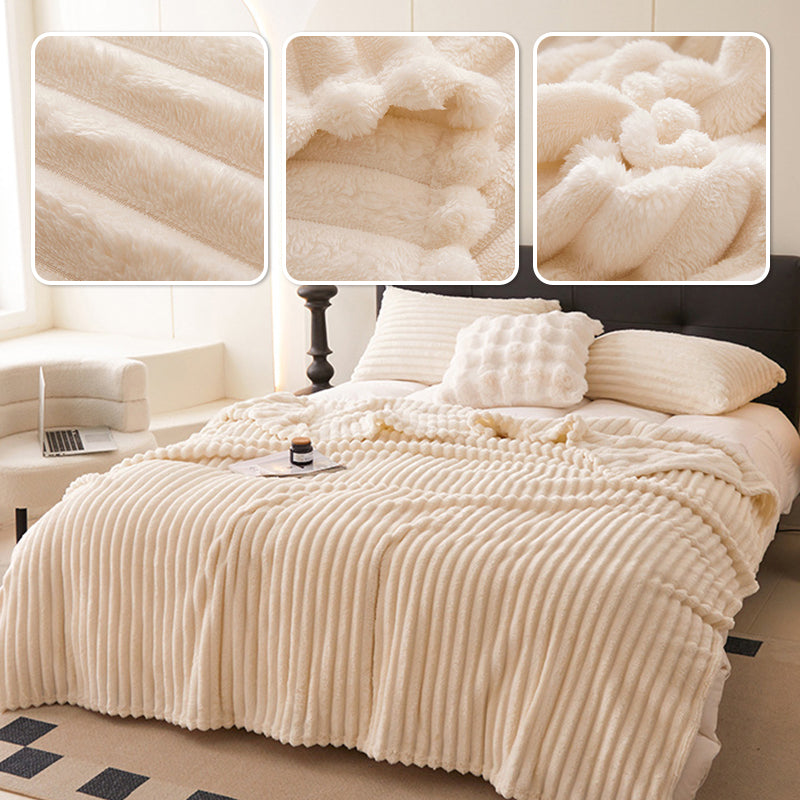 Super Soft Teddy Blanket – Double-Sided & Warm