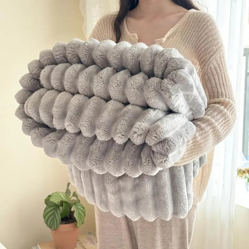 Super Soft Teddy Blanket – Double-Sided & Warm