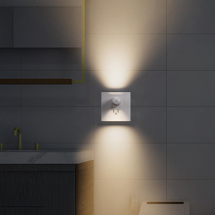 Smart LED Night Light with Dusk Sensor