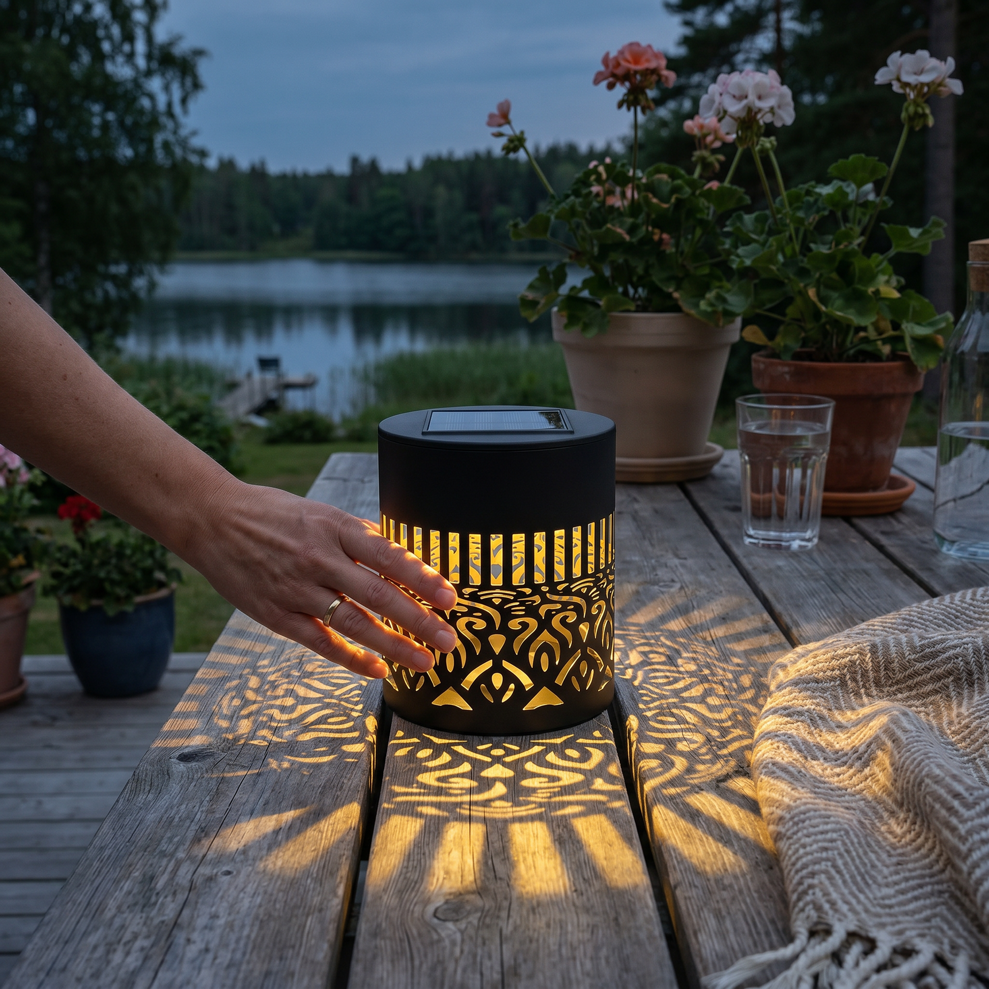 Colorful Solar Mandala Garden Light – Waterproof LED Wall Lamp with Projection Effect for Outdoors
